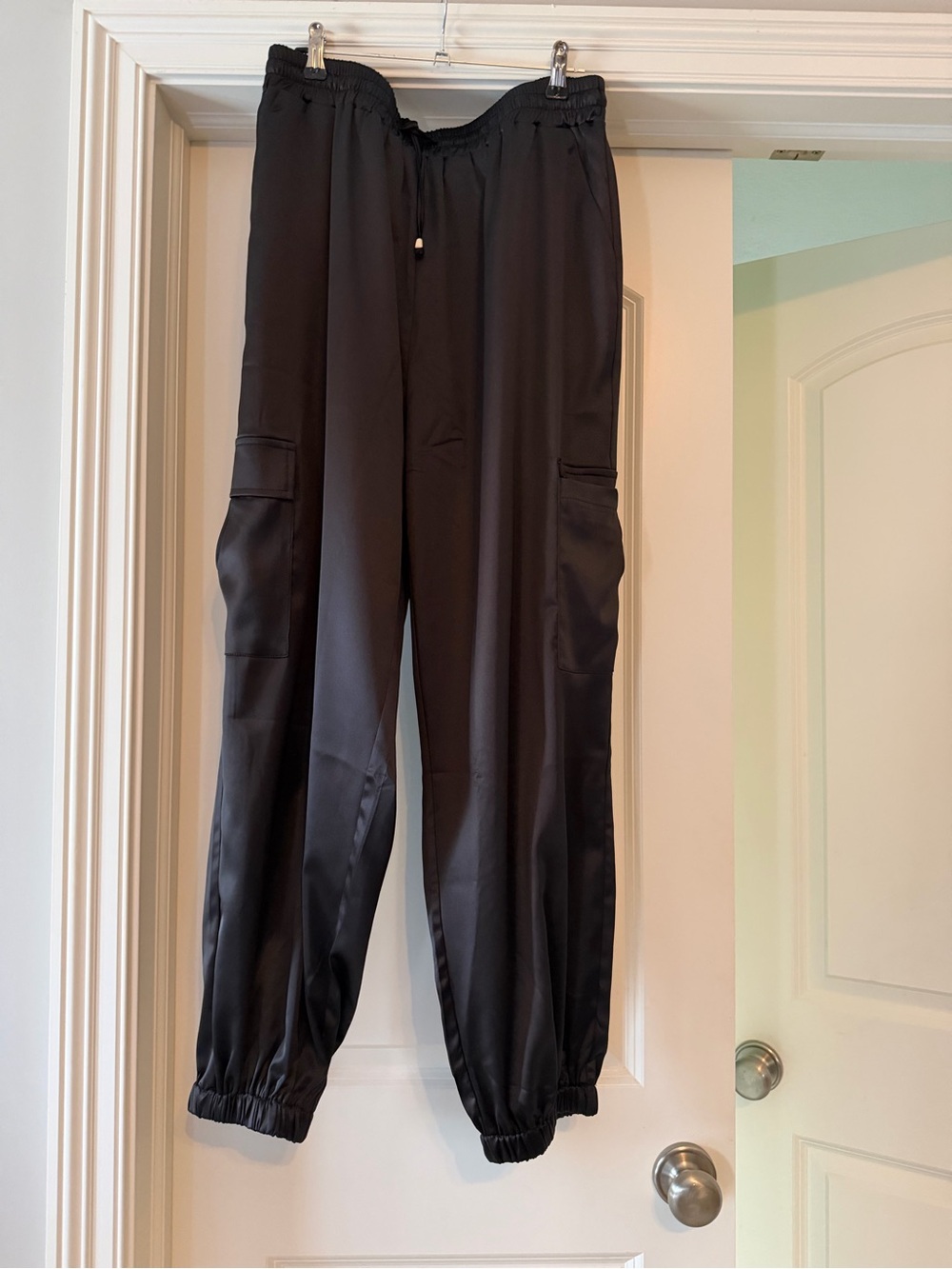 Men's Black Cargo Jogger Pants - Comfortable Everyday Style